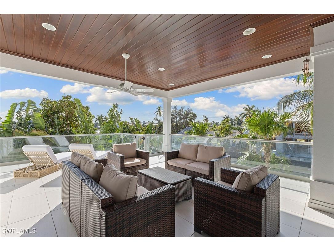 636 14th Avenue S Naples FL 34102 224085873 image21