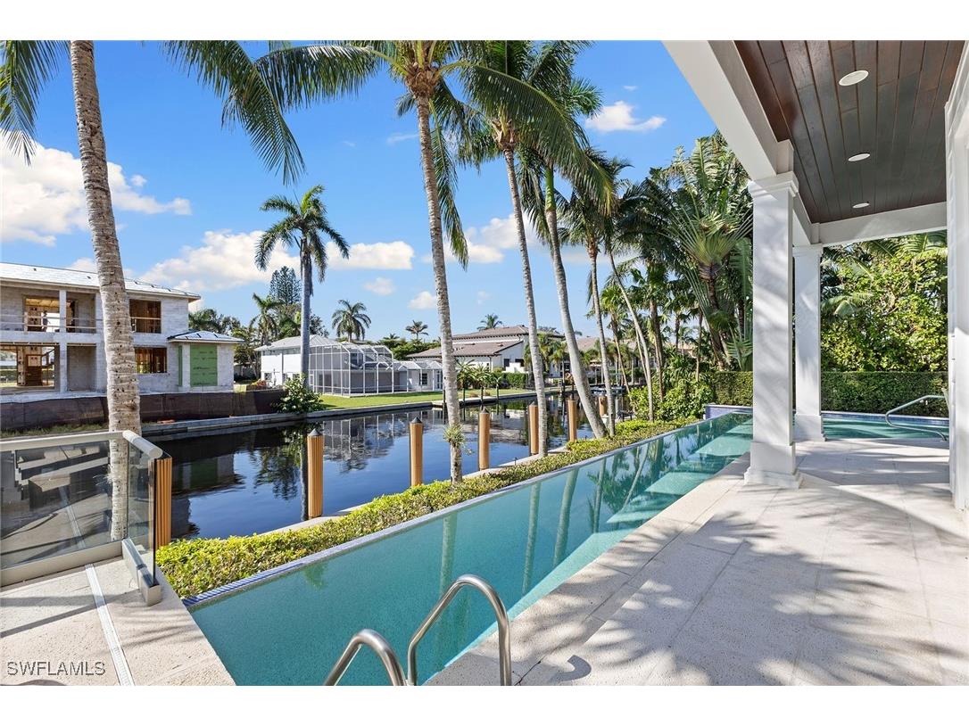 636 14th Avenue S Naples FL 34102 224085873 image23