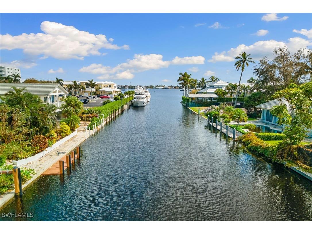 636 14th Avenue S Naples FL 34102 224085873 image25