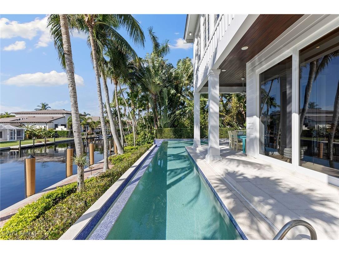 636 14th Avenue S Naples FL 34102 224085873 image5