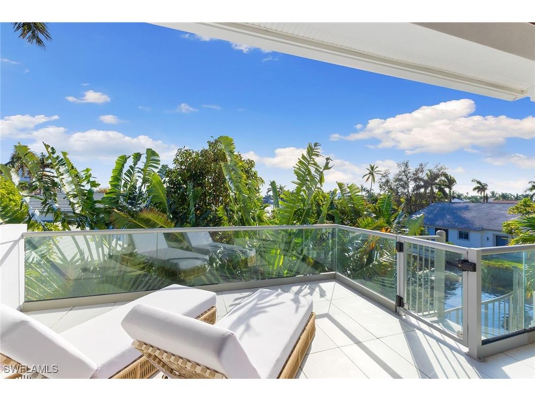 636 14th Avenue S Naples FL 34102 224085873 image6