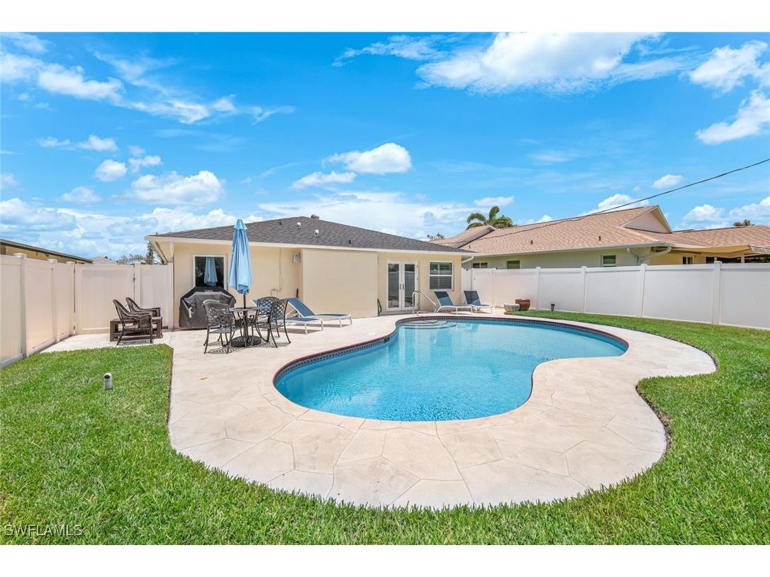 636 98th Avenue N Naples FL 34108 225054987 image16
