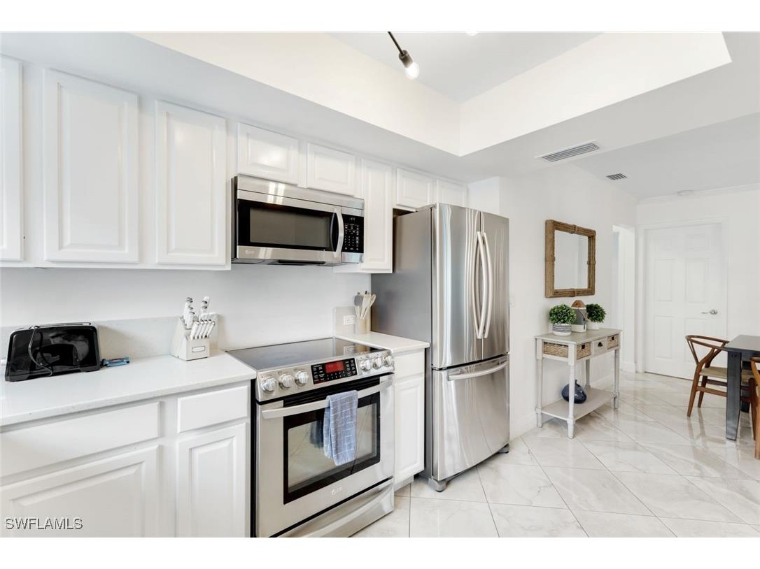 636 98th Avenue N Naples FL 34108 225054987 image5