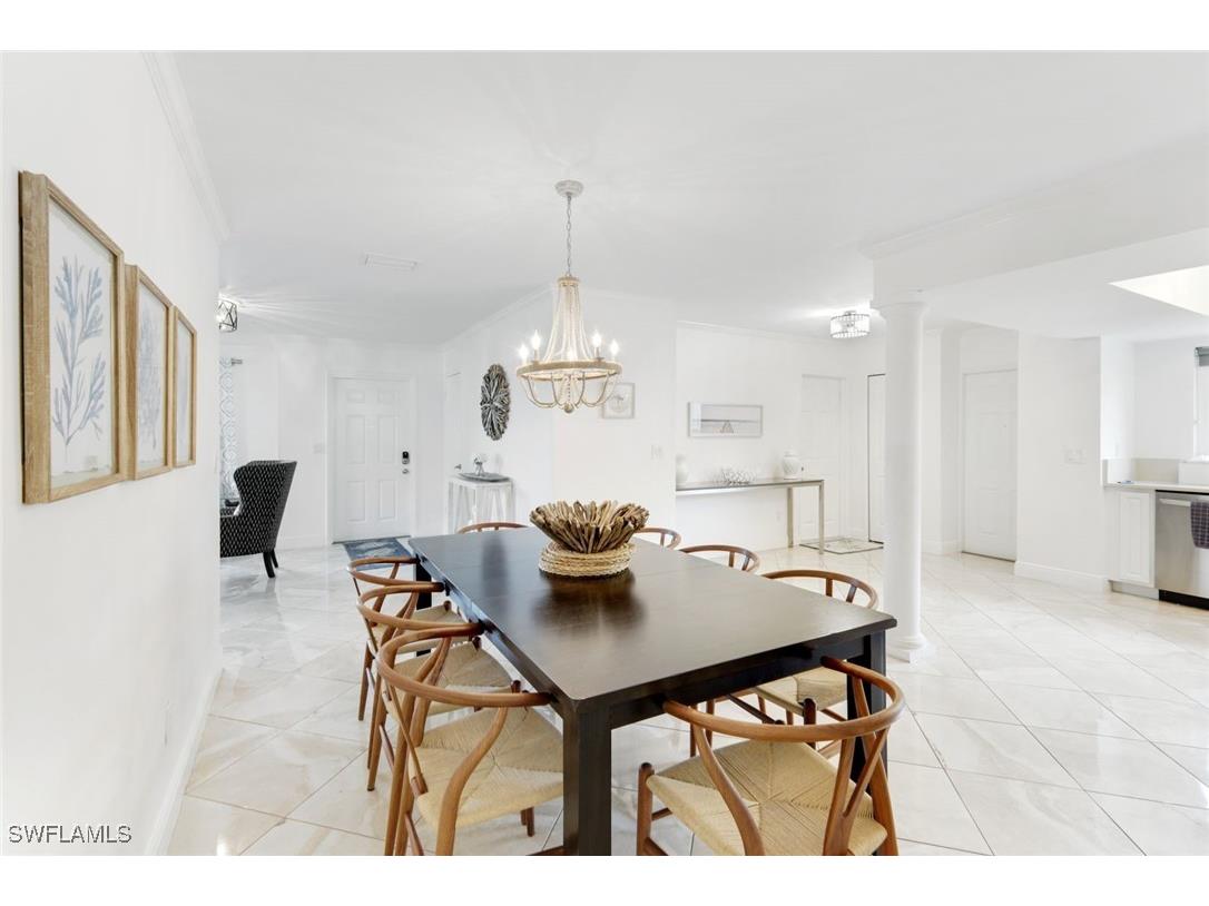 636 98th Avenue N Naples FL 34108 225054987 image8
