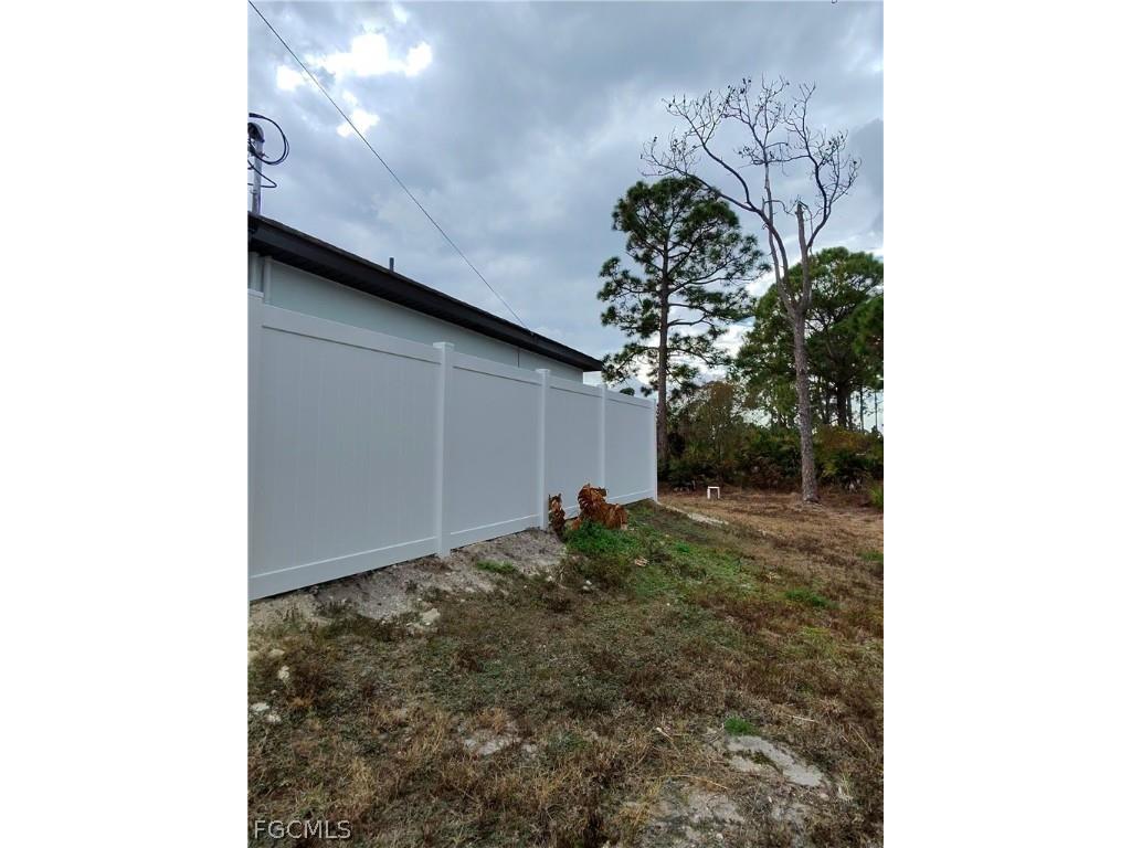 636 Eisenhower Boulevard Lehigh Acres FL 33974 2026007802 image2