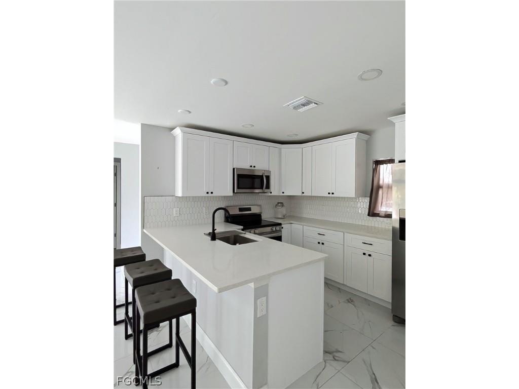 636 Eisenhower Boulevard Lehigh Acres FL 33974 2026007802 image5