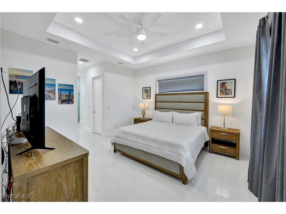 636 NE 8th Terrace Cape Coral FL 33909 225073910 image16