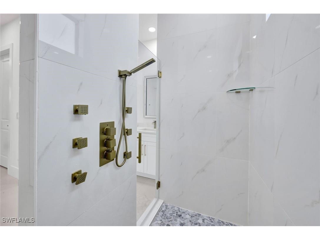 636 NE 8th Terrace Cape Coral FL 33909 225073910 image21