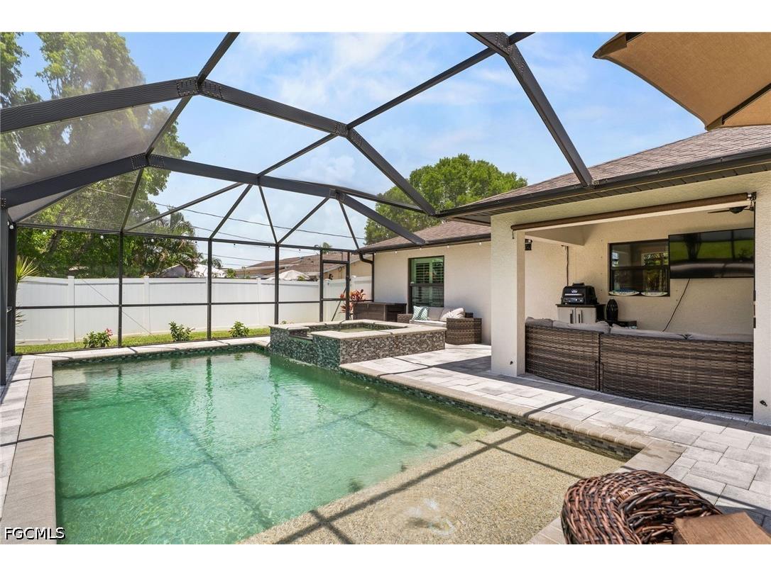 636 SE 11th Avenue Cape Coral FL 33990 2026024682 image10