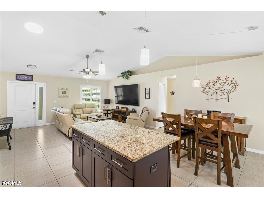 636 SE 11th Avenue Cape Coral FL 33990 2026024682 image23