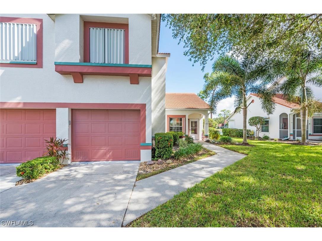 636 Windsor Square #102 Naples FL 34104 223092916 image1