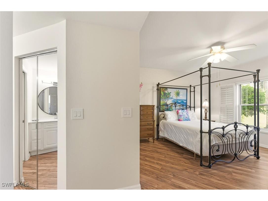 636 Windsor Square #102 Naples FL 34104 225078345 image11