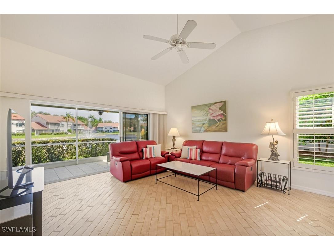 636 Windsor Square #102 Naples FL 34104 225078345 image3