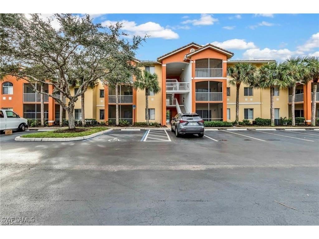 6360 Aragon Way #105 Fort Myers FL 33966 225062003 image1