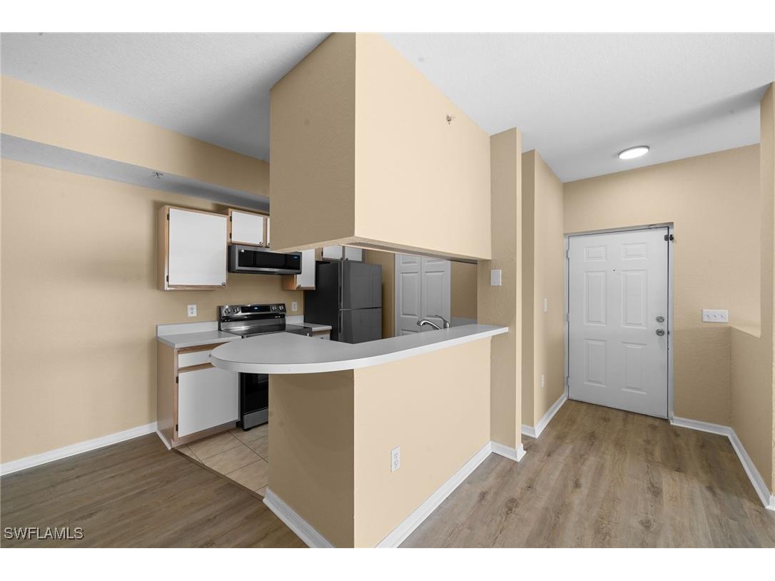 6360 Aragon Way #105 Fort Myers FL 33966 225062003 image8