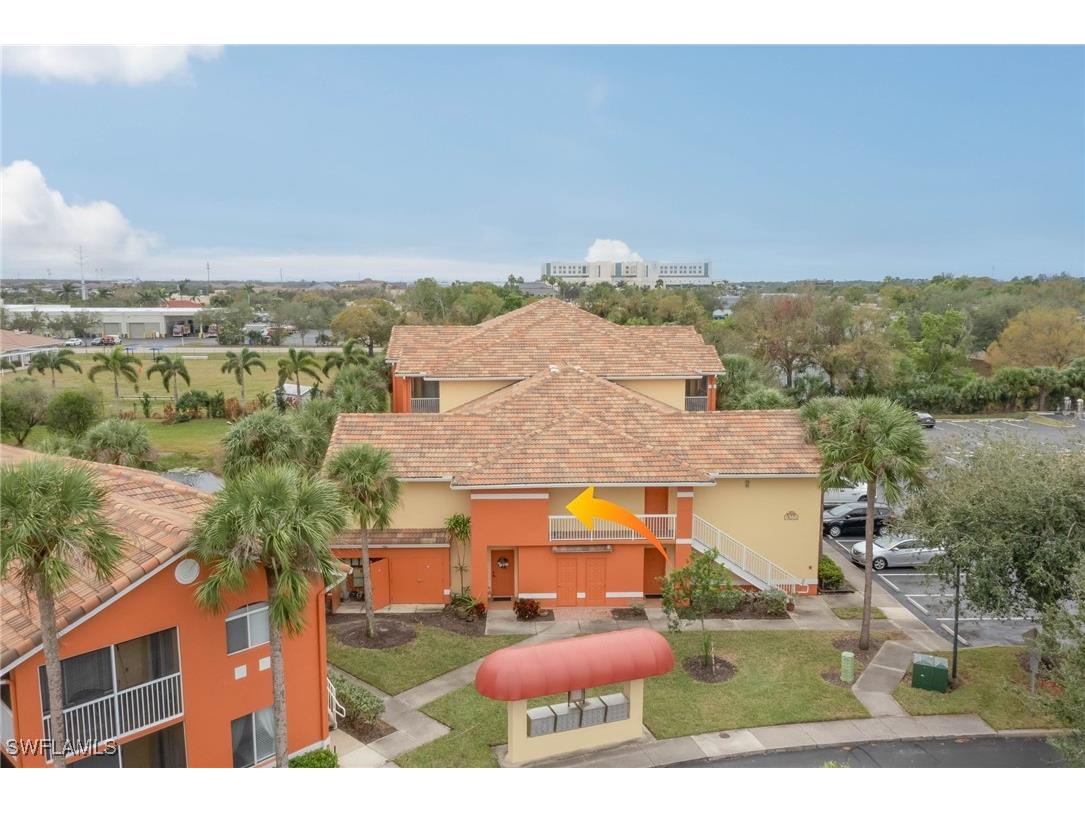 6360 Aragon Way #201 Fort Myers FL 33966 225002565 image1