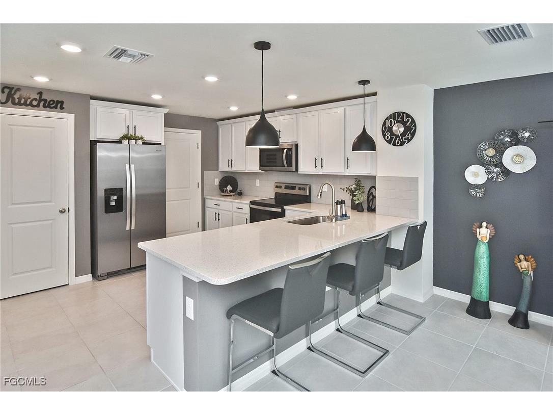 6360 Brant Bay Boulevard #104 North Fort Myers FL 33917 2025019732 image25