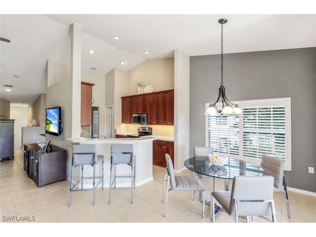 6360 Lexington Court #201 Naples FL 34110 226010084 image14