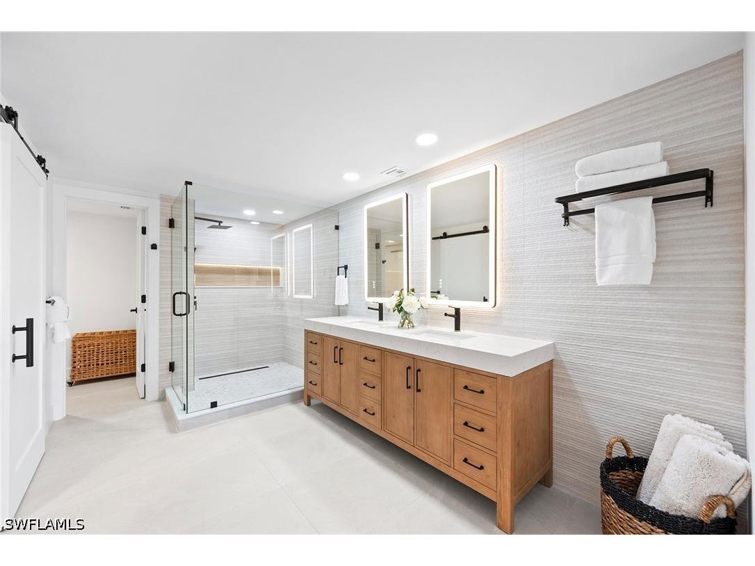 6360 Pelican Bay Boulevard #C105 Naples FL 34108 226014832 image12