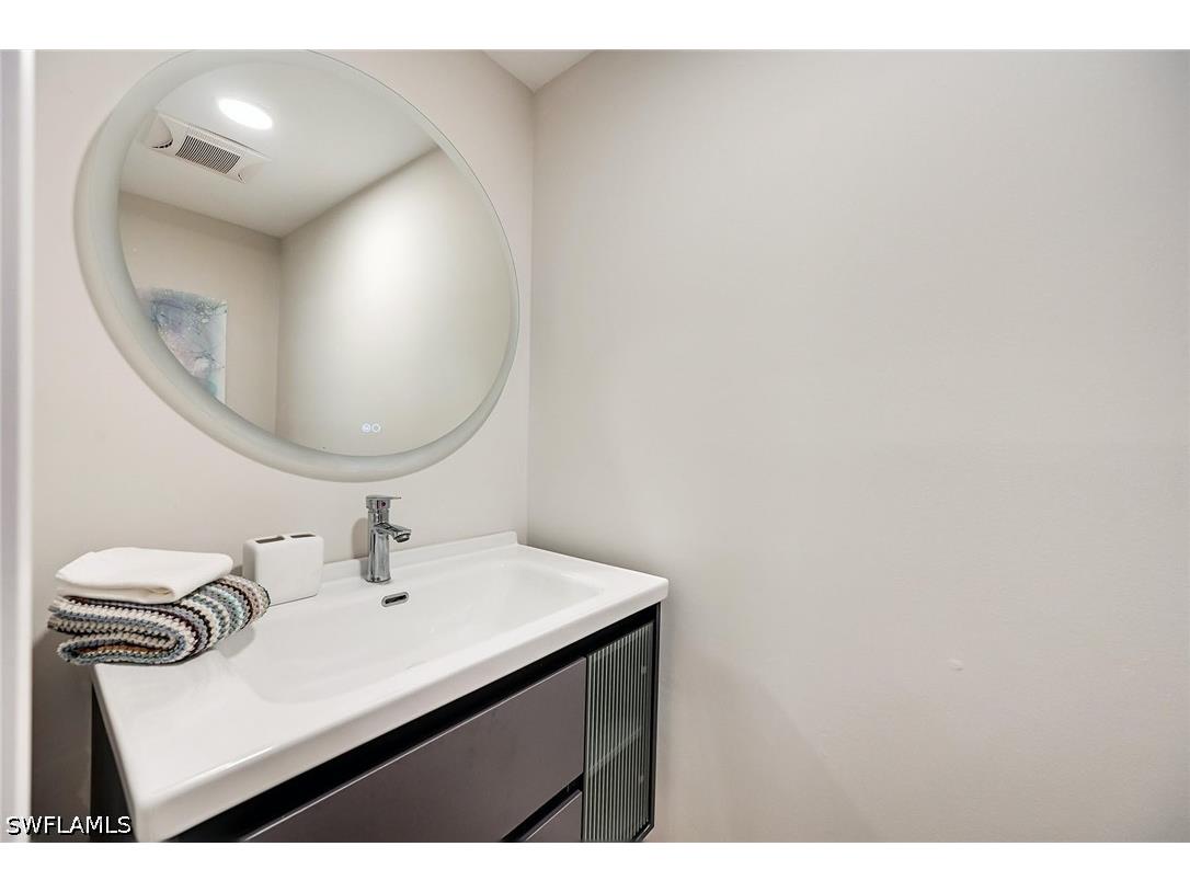 6360 Pelican Bay Boulevard #C105 Naples FL 34108 226014832 image16