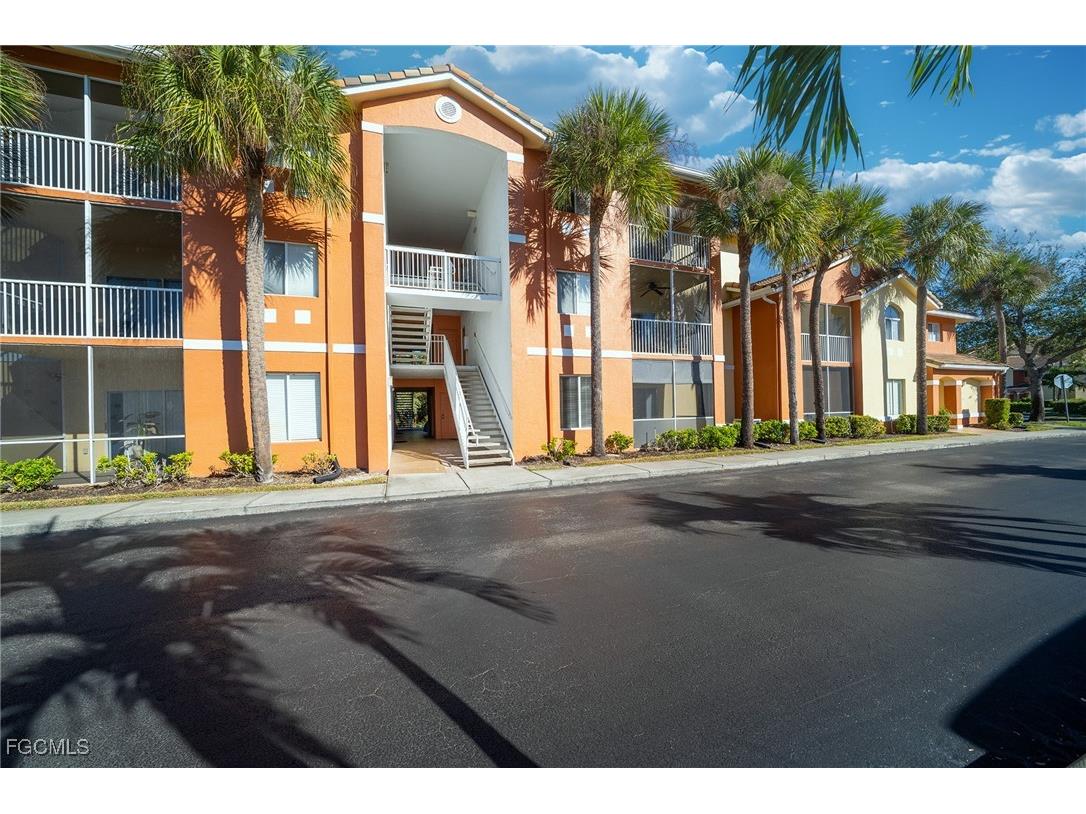 6361 Aragon Way #106 Fort Myers FL 33966 2026001265 image1
