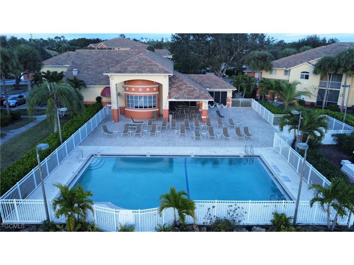 6361 Aragon Way #202 Fort Myers FL 33966 2026000469 image2