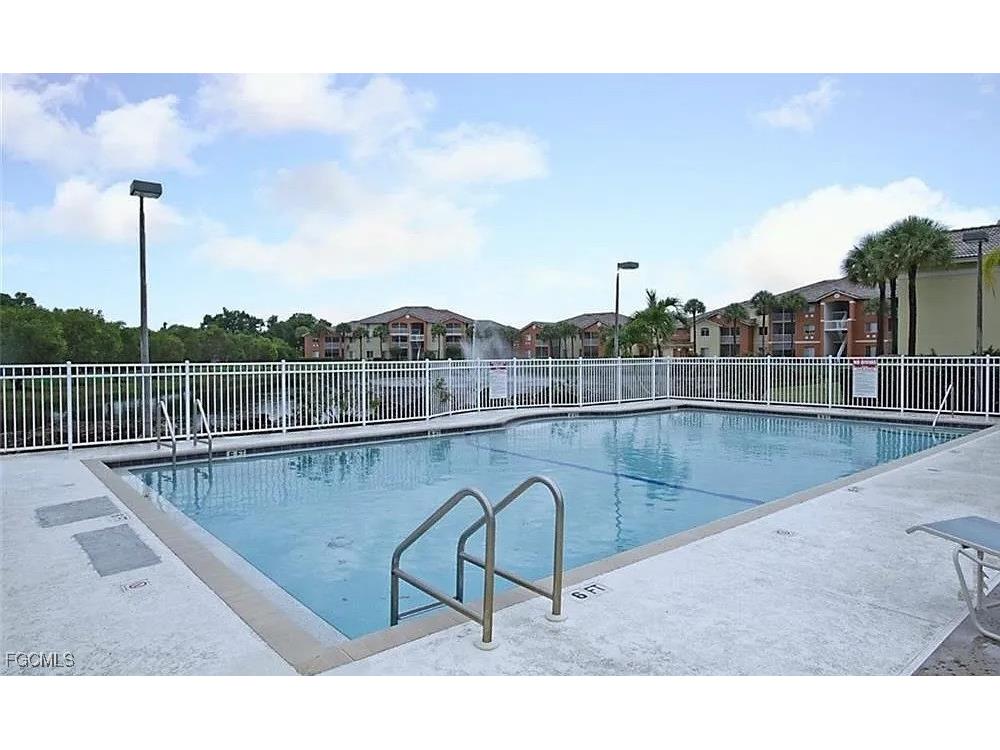 6361 Aragon Way #202 Fort Myers FL 33966 225050043 image25