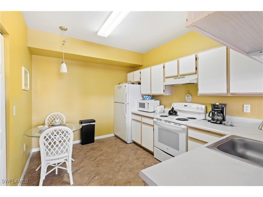 6361 Aragon Way #202 Fort Myers FL 33966 225050043 image5