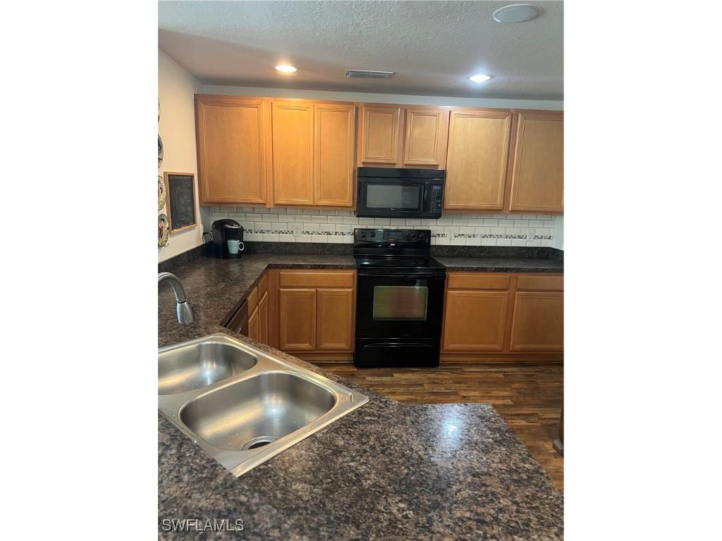 6361 Brant Bay Boulevard #101 North Fort Myers FL 33917 225051150 image8