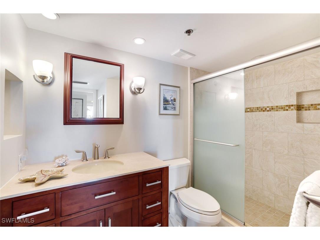 6361 Pelican Bay Boulevard #201 Naples FL 34108 226003552 image14
