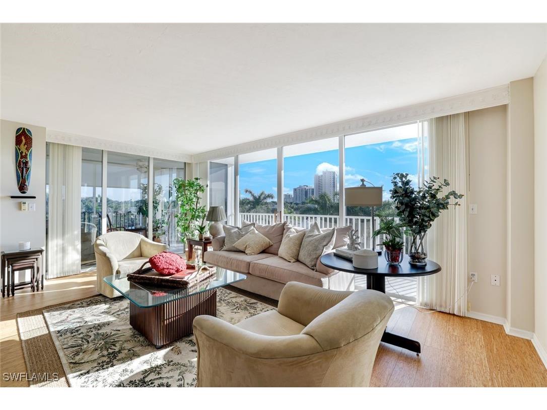 6361 Pelican Bay Boulevard #201 Naples FL 34108 226003552 image2