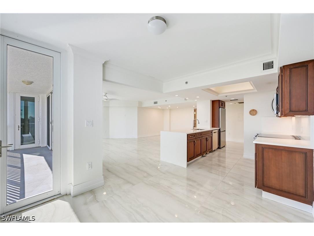 6361 Pelican Bay Boulevard #202 Naples FL 34108 226021292 image12