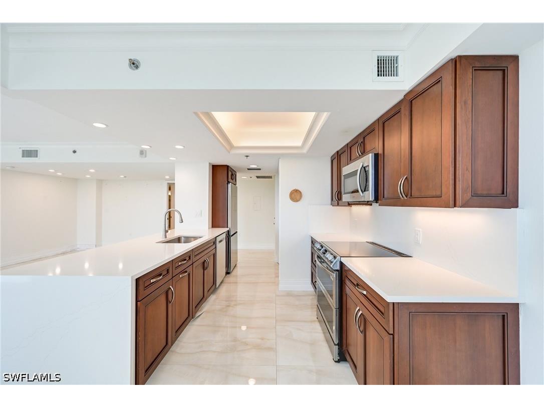 6361 Pelican Bay Boulevard #202 Naples FL 34108 226021292 image14