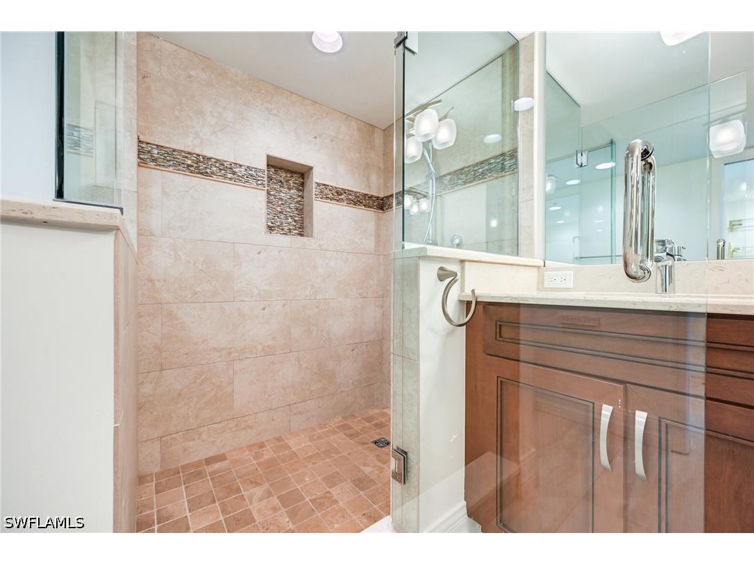 6361 Pelican Bay Boulevard #202 Naples FL 34108 226021292 image22