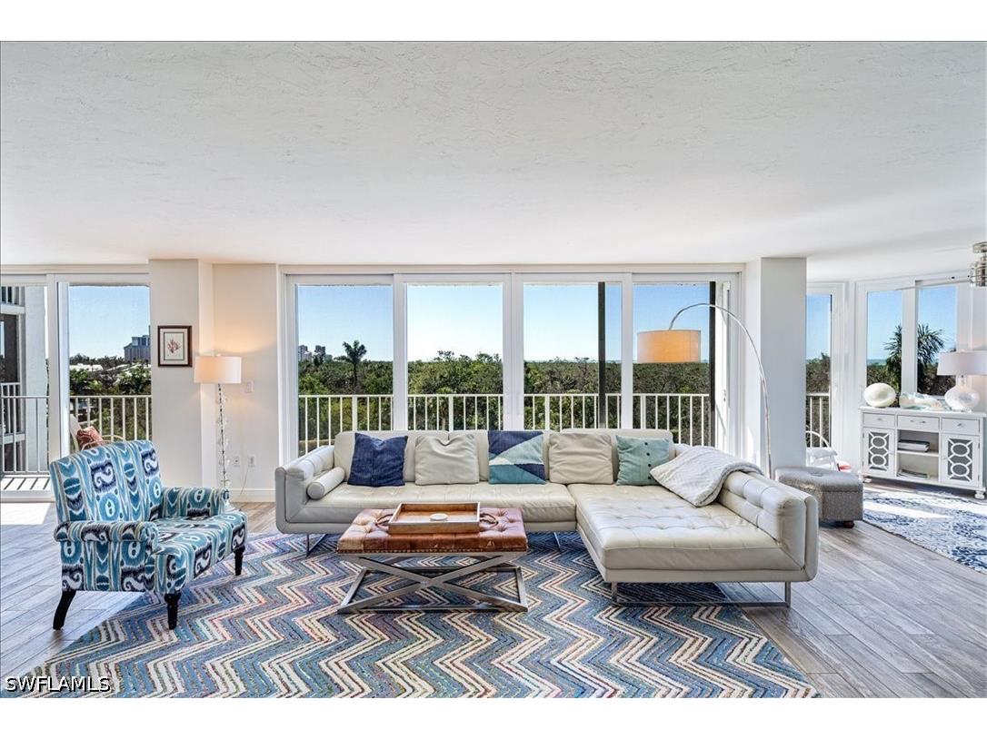 6361 Pelican Bay Boulevard #305 Naples FL 34108 226017480 image1