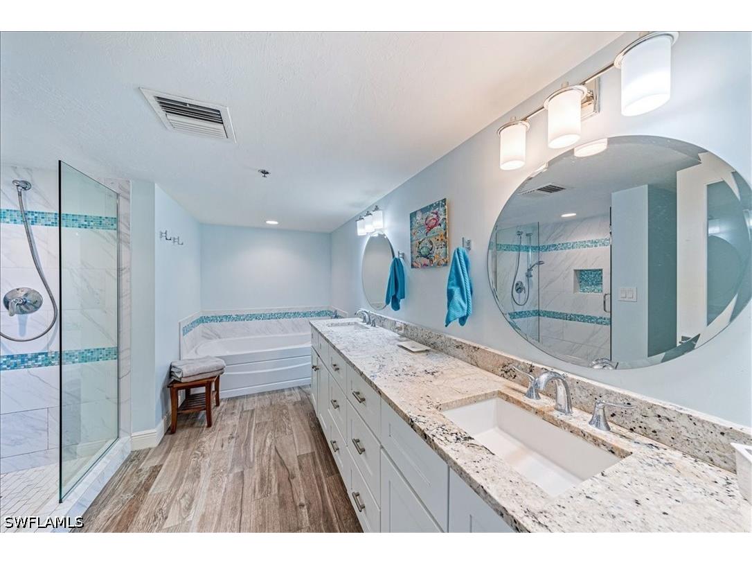 6361 Pelican Bay Boulevard #305 Naples FL 34108 226017480 image9