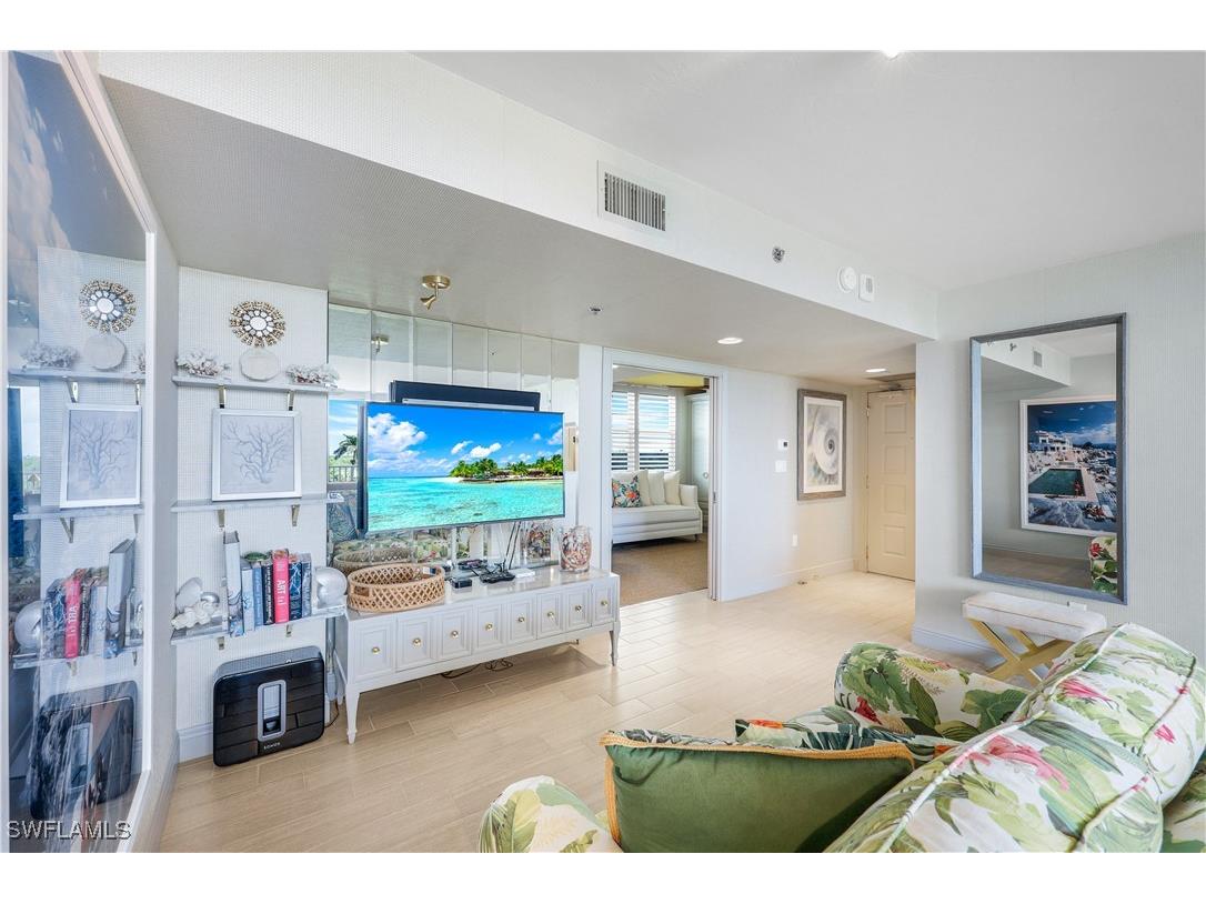 6361 Pelican Bay Boulevard #402 Naples FL 34108 225074167 image3