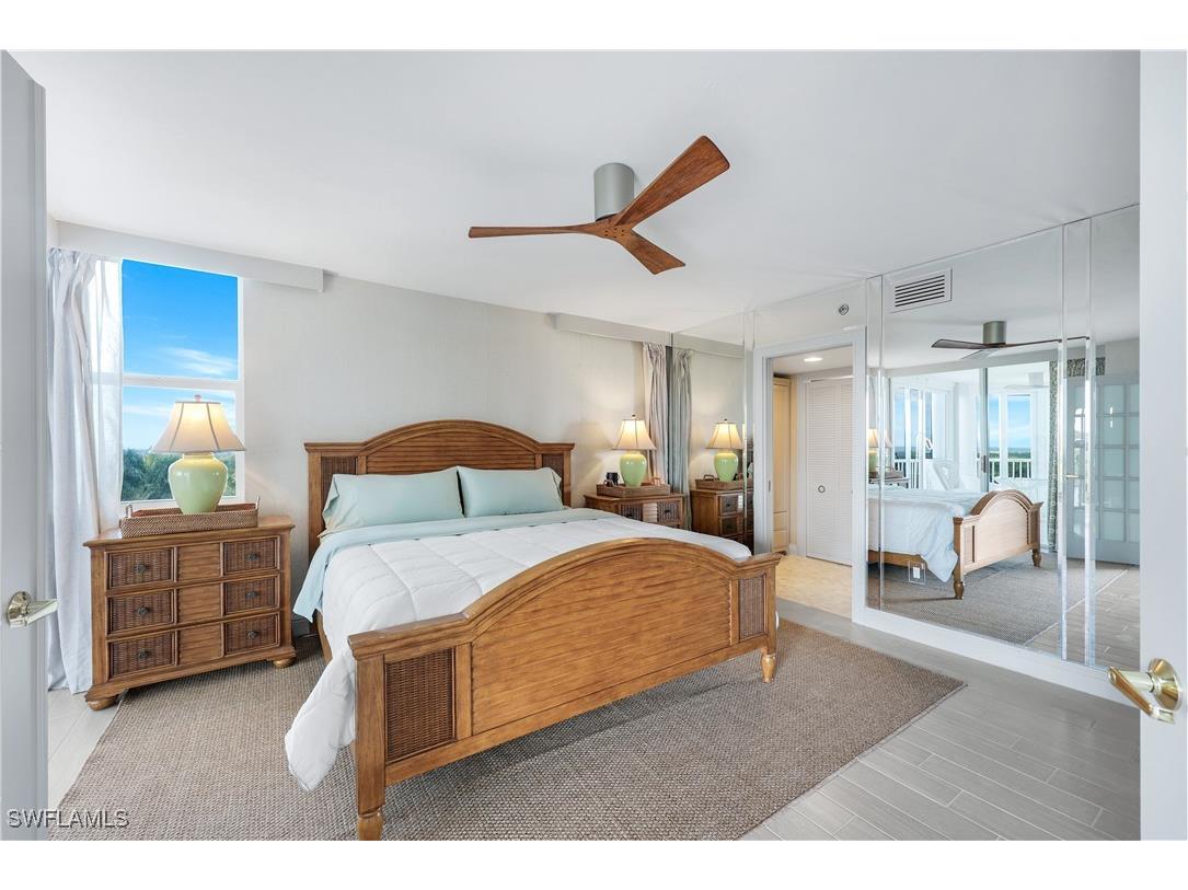 6361 Pelican Bay Boulevard #402 Naples FL 34108 225074167 image8