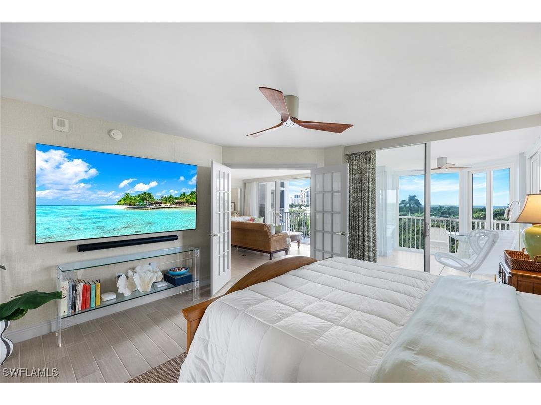 6361 Pelican Bay Boulevard #402 Naples FL 34108 225074167 image9