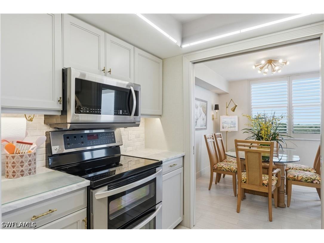 6361 Pelican Bay Boulevard #402 Naples FL 34108 226022910 image12