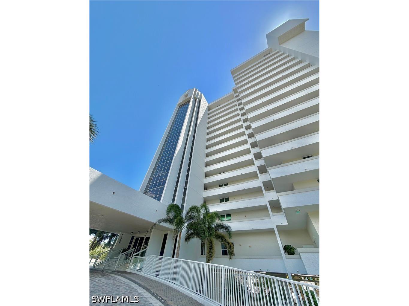 6361 Pelican Bay Boulevard #402 Naples FL 34108 226022910 image37