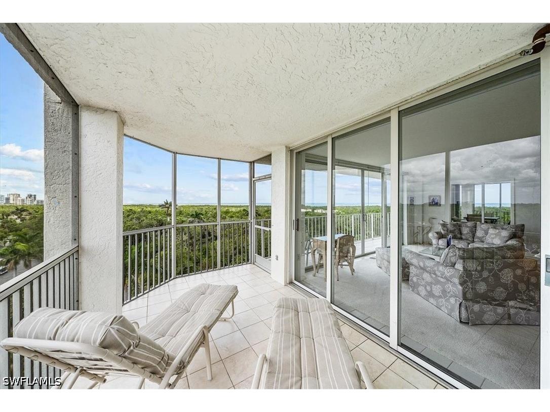 6361 Pelican Bay Boulevard #501 Naples FL 34108 226017469 image10