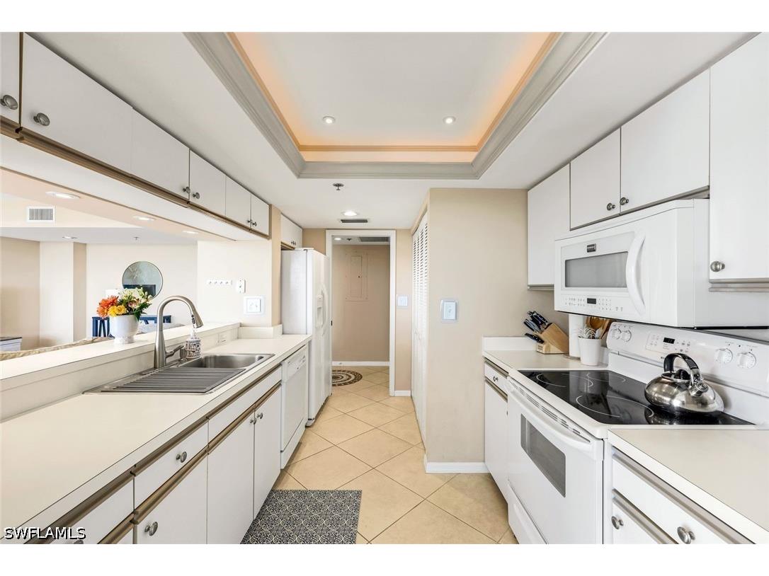 6361 Pelican Bay Boulevard #503 Naples FL 34108 226023428 image11