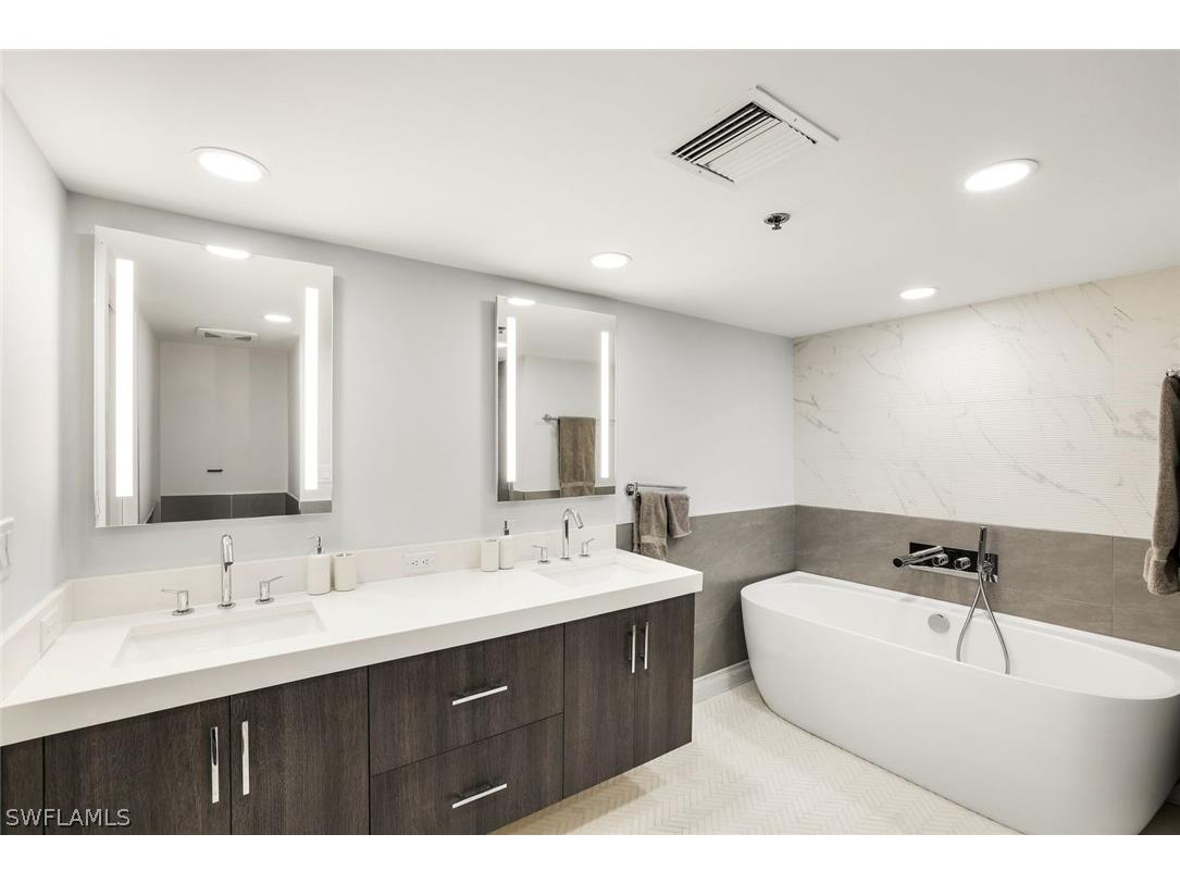 6361 Pelican Bay Boulevard #601 Naples FL 34108 226012226 image14