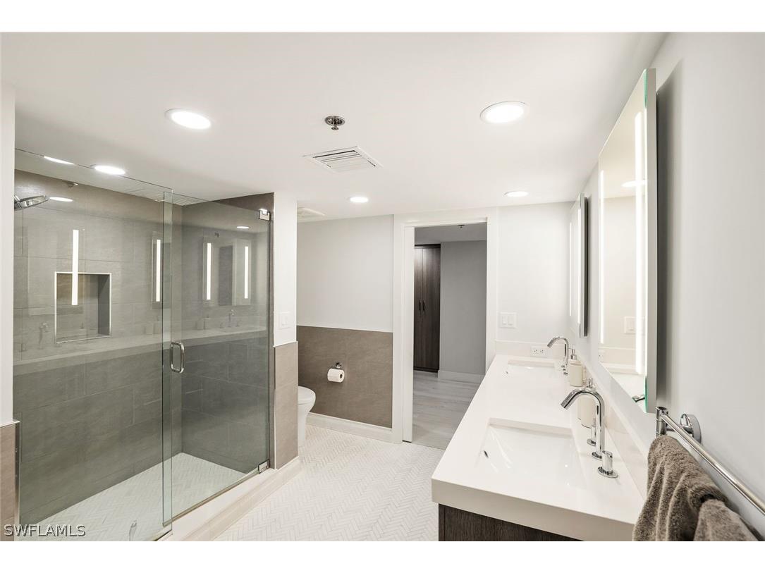 6361 Pelican Bay Boulevard #601 Naples FL 34108 226012226 image15