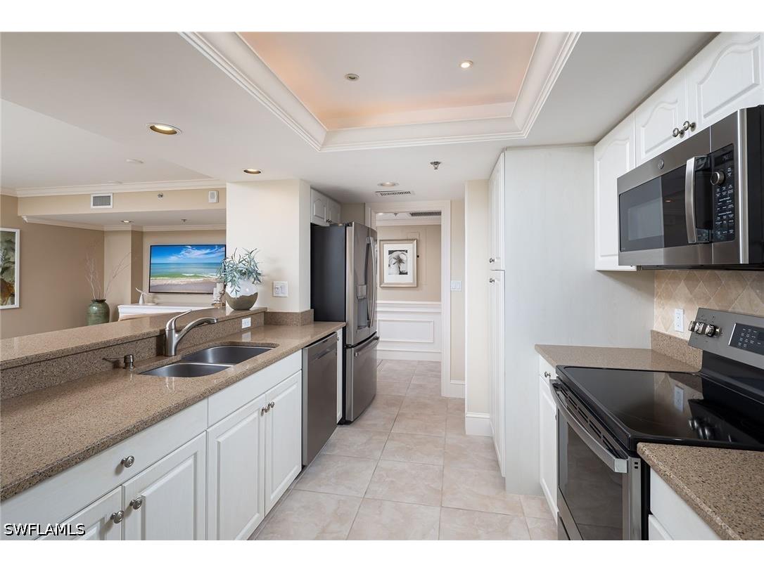 6361 Pelican Bay Boulevard #702 Naples FL 34108 226014151 image10