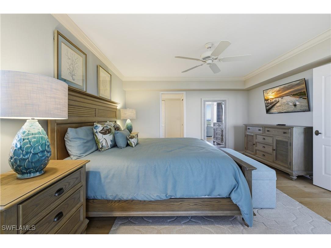 6361 Pelican Bay Boulevard #802 Naples FL 34108 225076426 image12