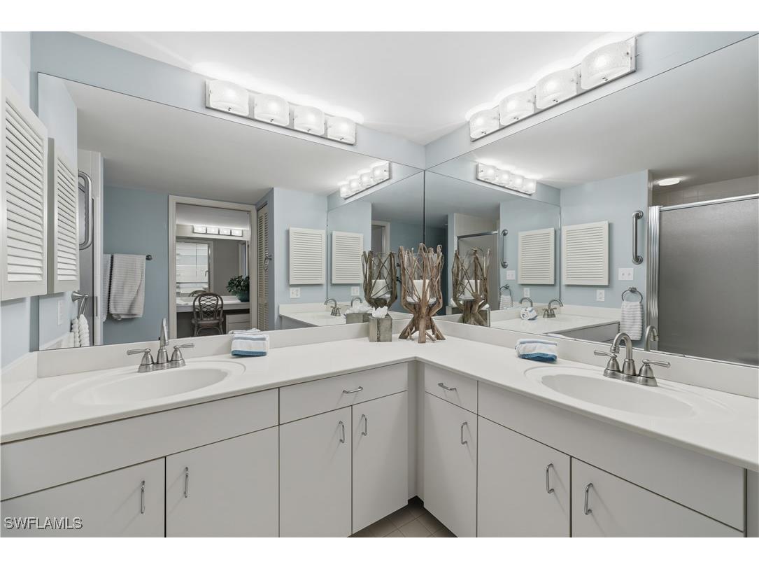 6361 Pelican Bay Boulevard #802 Naples FL 34108 225076426 image14