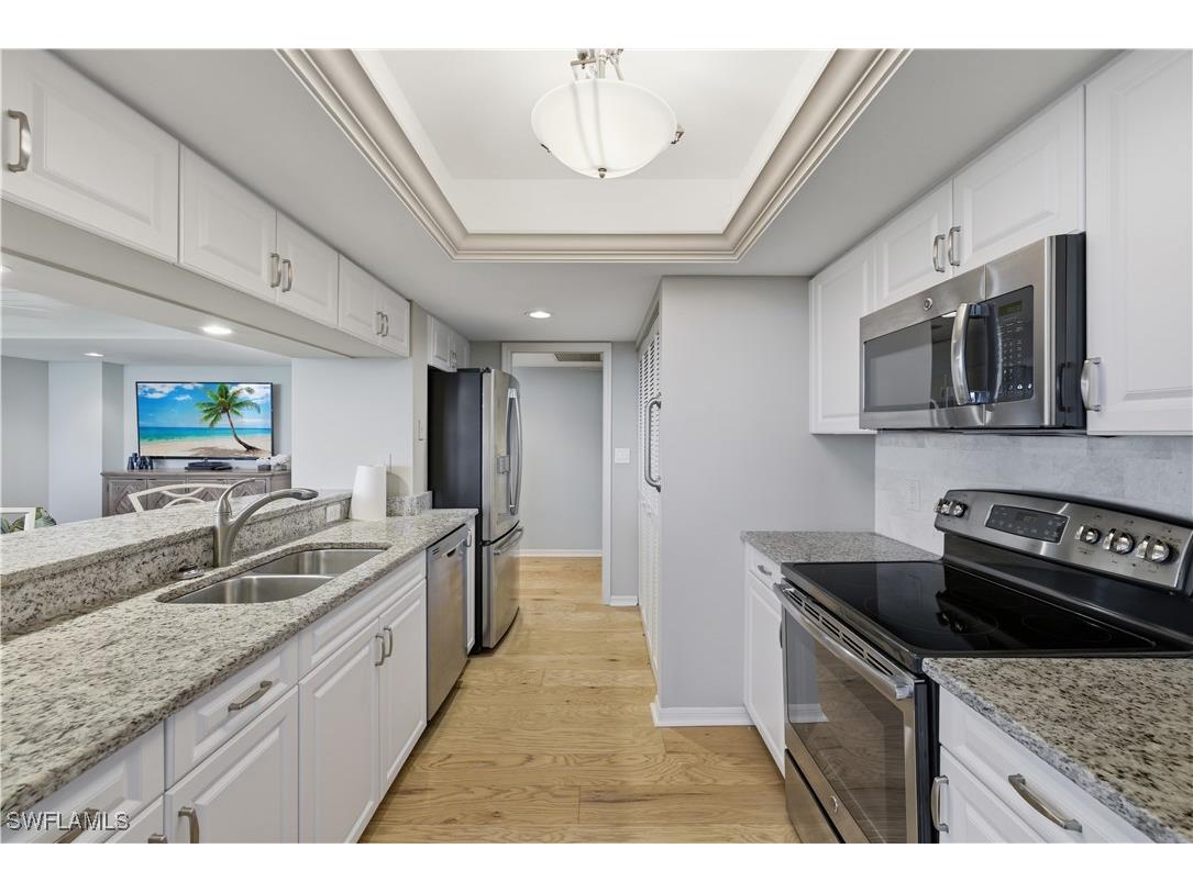 6361 Pelican Bay Boulevard #802 Naples FL 34108 225076426 image8