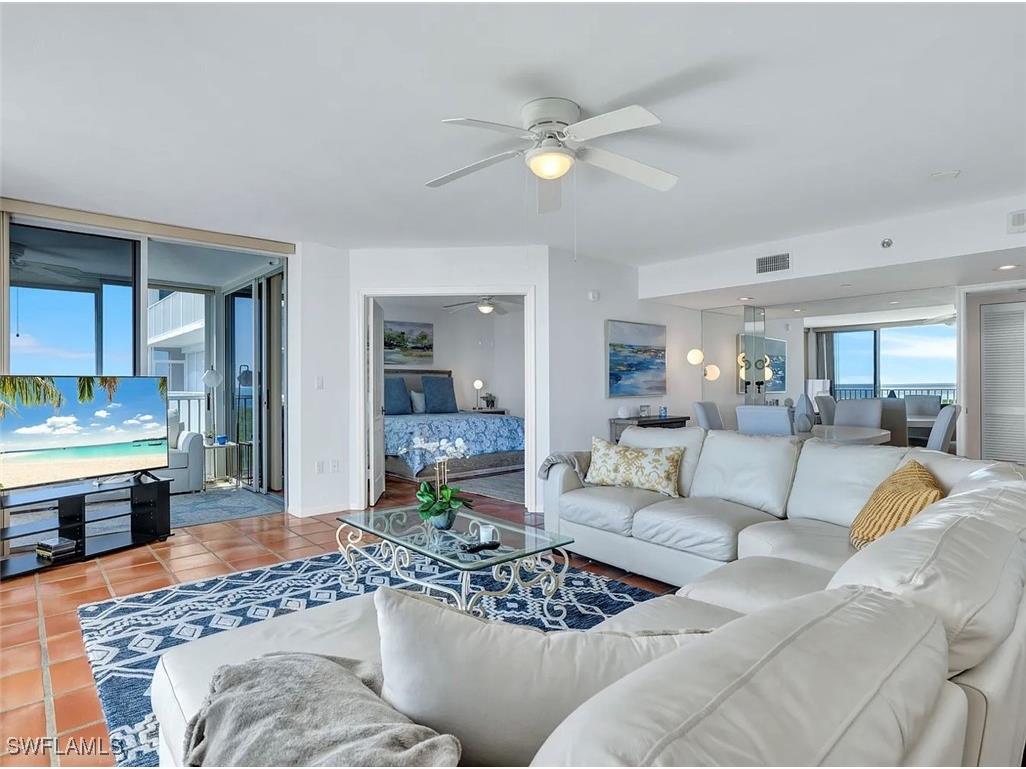 6361 Pelican Bay Boulevard #904 Naples FL 34108 225073763 image10